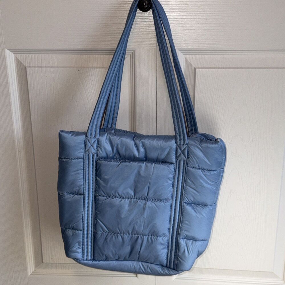 Lands’ End Wanderweight Ultralight Packable Light Blue Puffer Tote Bag